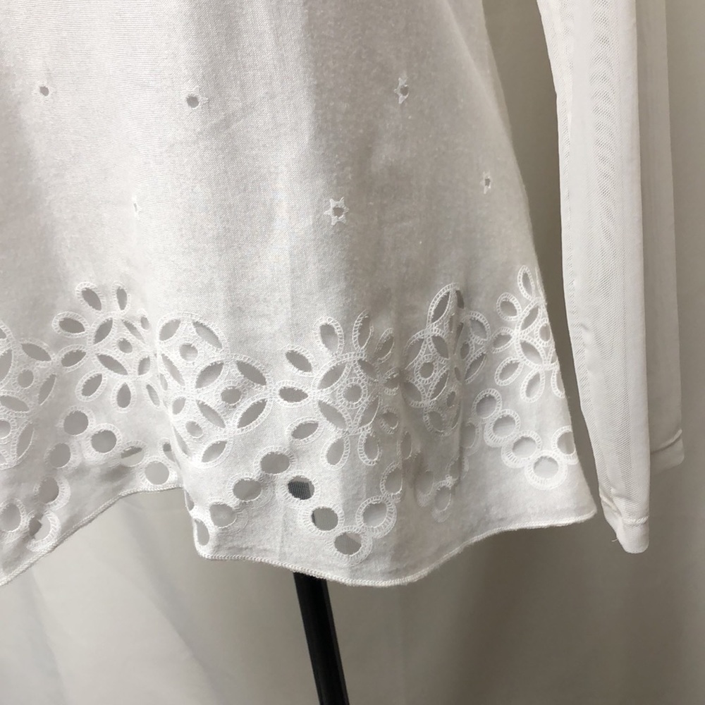 Ness Blouse with shear inserts - Picture 3 of 12